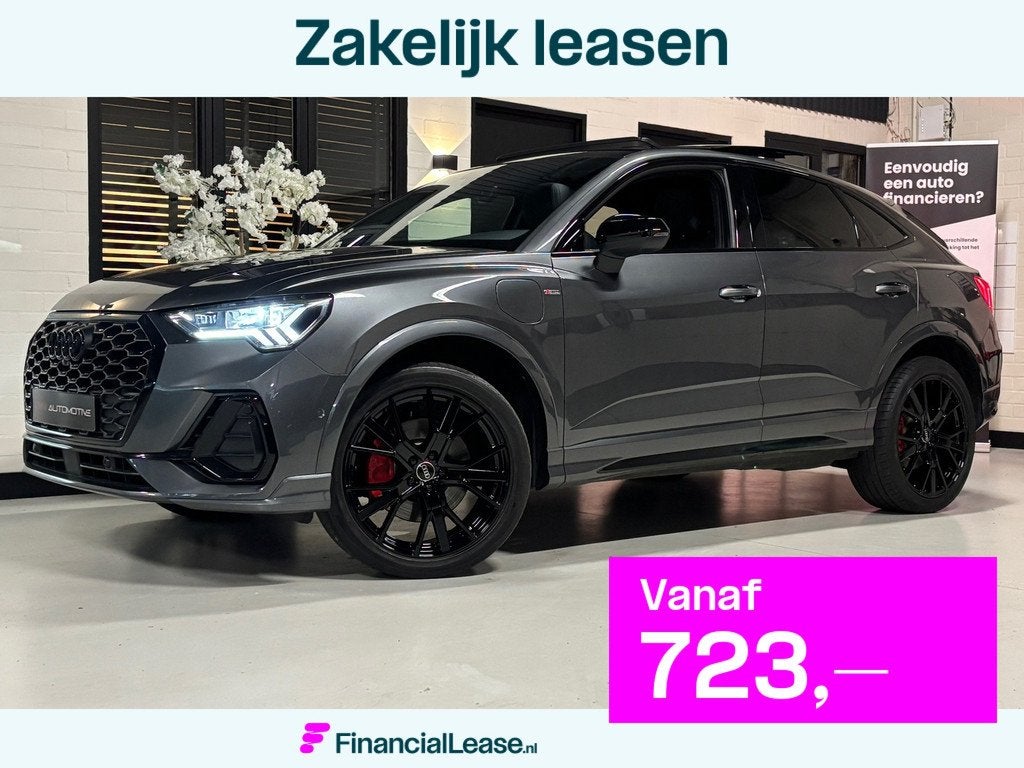 Audi Q3 Sportback 45 TFSI e 3x S Line |Carbon|Pano|Sonos|Alc, Gebruikt, Zwart, Leder en Stof, Automatische klimaatregeling