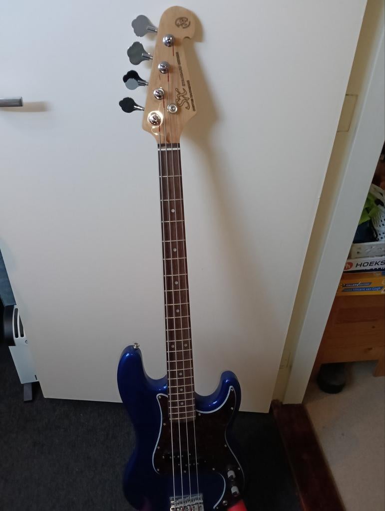 SX Standard Series basgitaar + Ibanez versterker (P/J), Muziek en Instrumenten, Snaarinstrumenten | Gitaren | Bas, Ophalen, Zo goed als nieuw