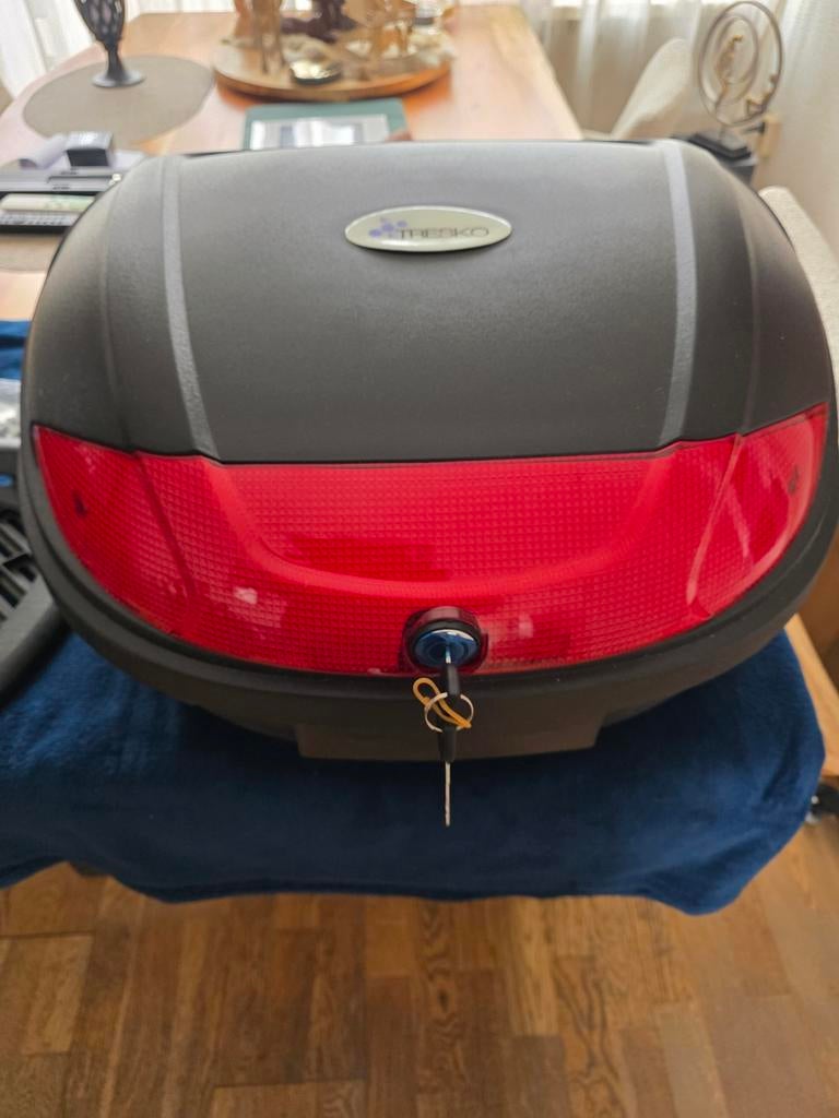 TRESKO topkoffer voor scooter of brommer, Ophalen of Verzenden, Overige typen, Overige merken