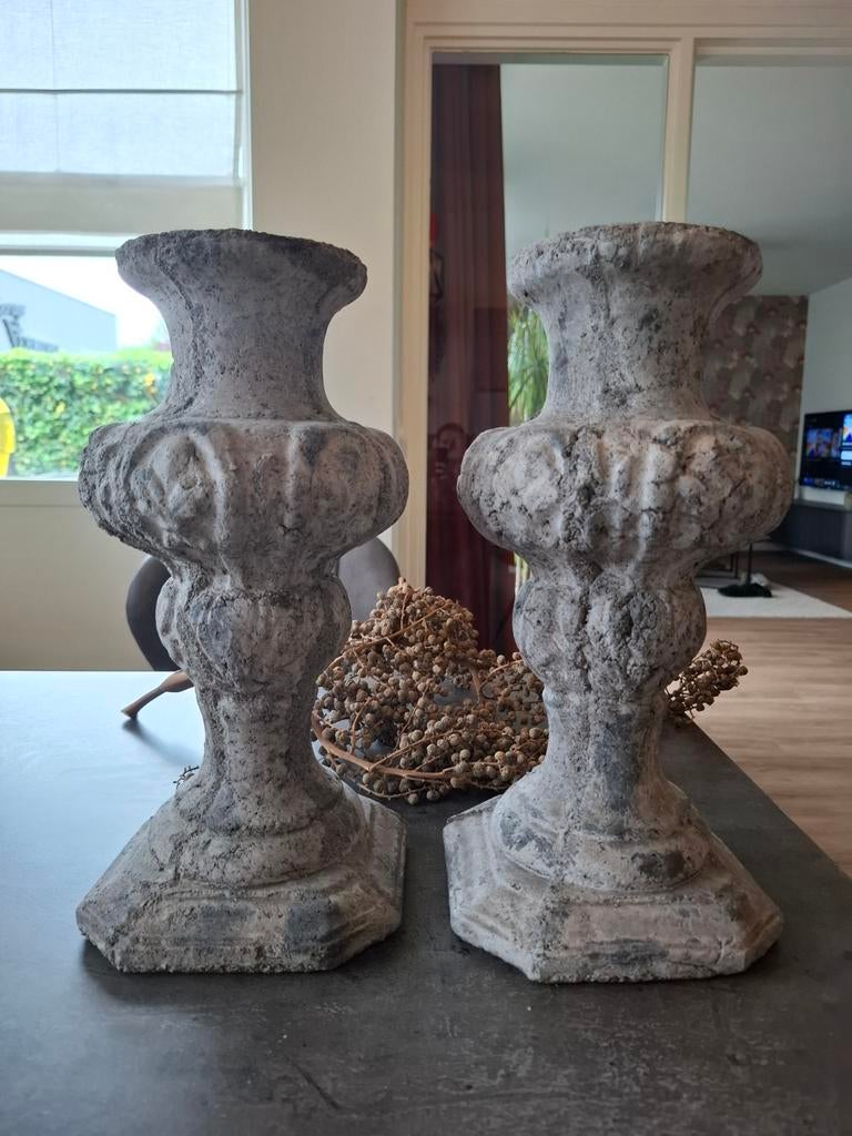 2 zware kandelaren met decoratieve tak, Huis en Inrichting, Ophalen, Overige materialen, 25 tot 50 cm, Zo goed als nieuw