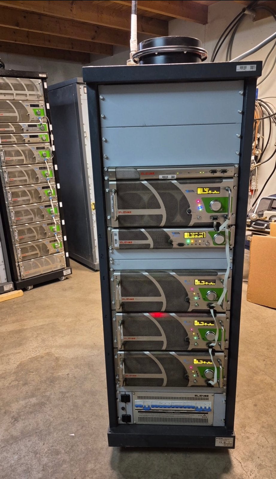 Elenos indium ICEFET ET15.000 15kw fm, Telecommunicatie, Zenders en Ontvangers, Ophalen, Zo goed als nieuw, Zender