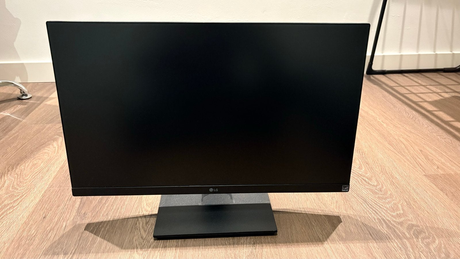 LG 24BL550C-B Monitor - Full HD IPS Scherm, HDMI, IPS, Kantelbaar, Full HD