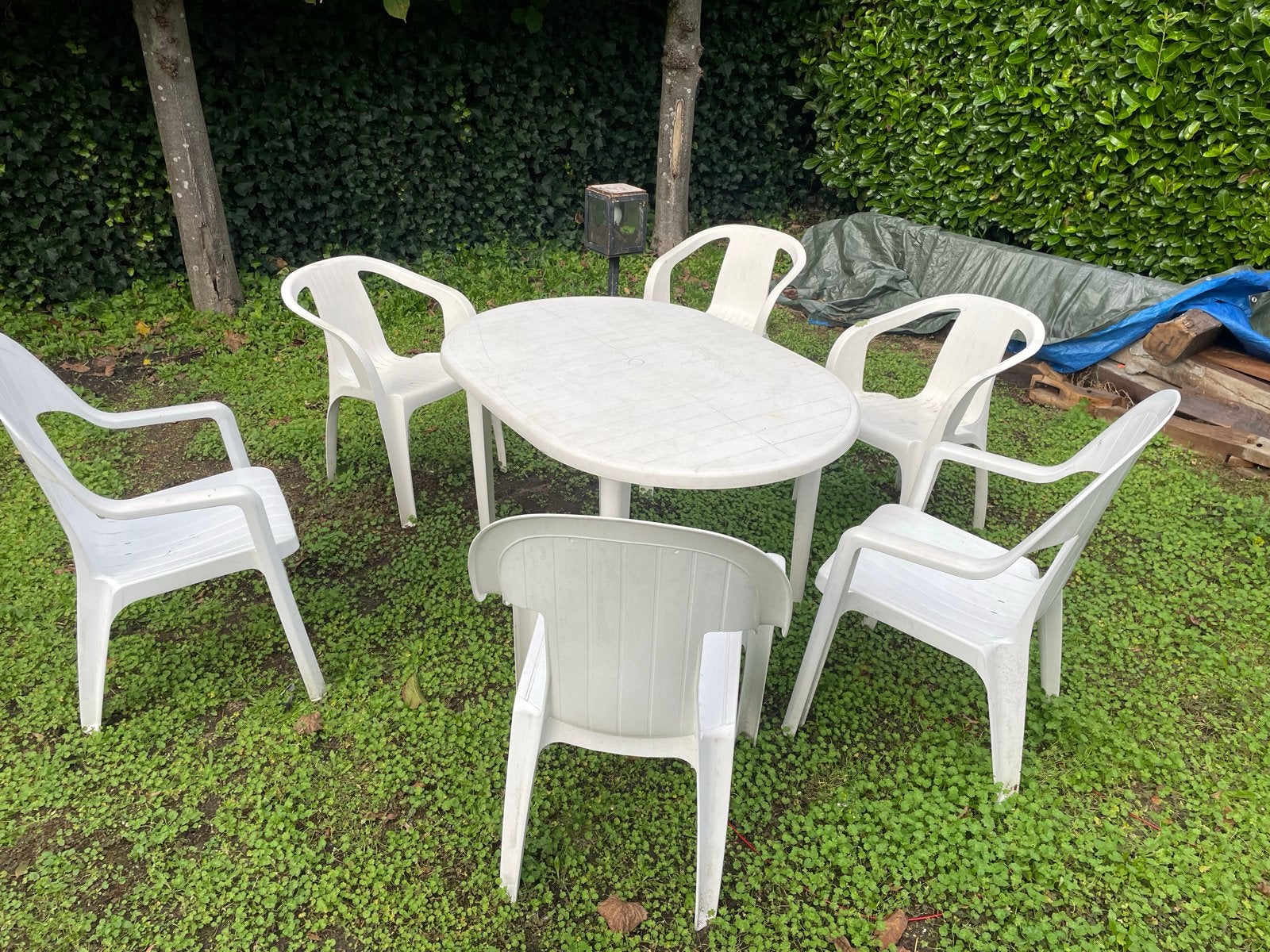 Witte kunststof tuinset met 6 stoelen en ovale tafel, Tuin en Terras, Ophalen, Kunststof, Gebruikt, Eettafel