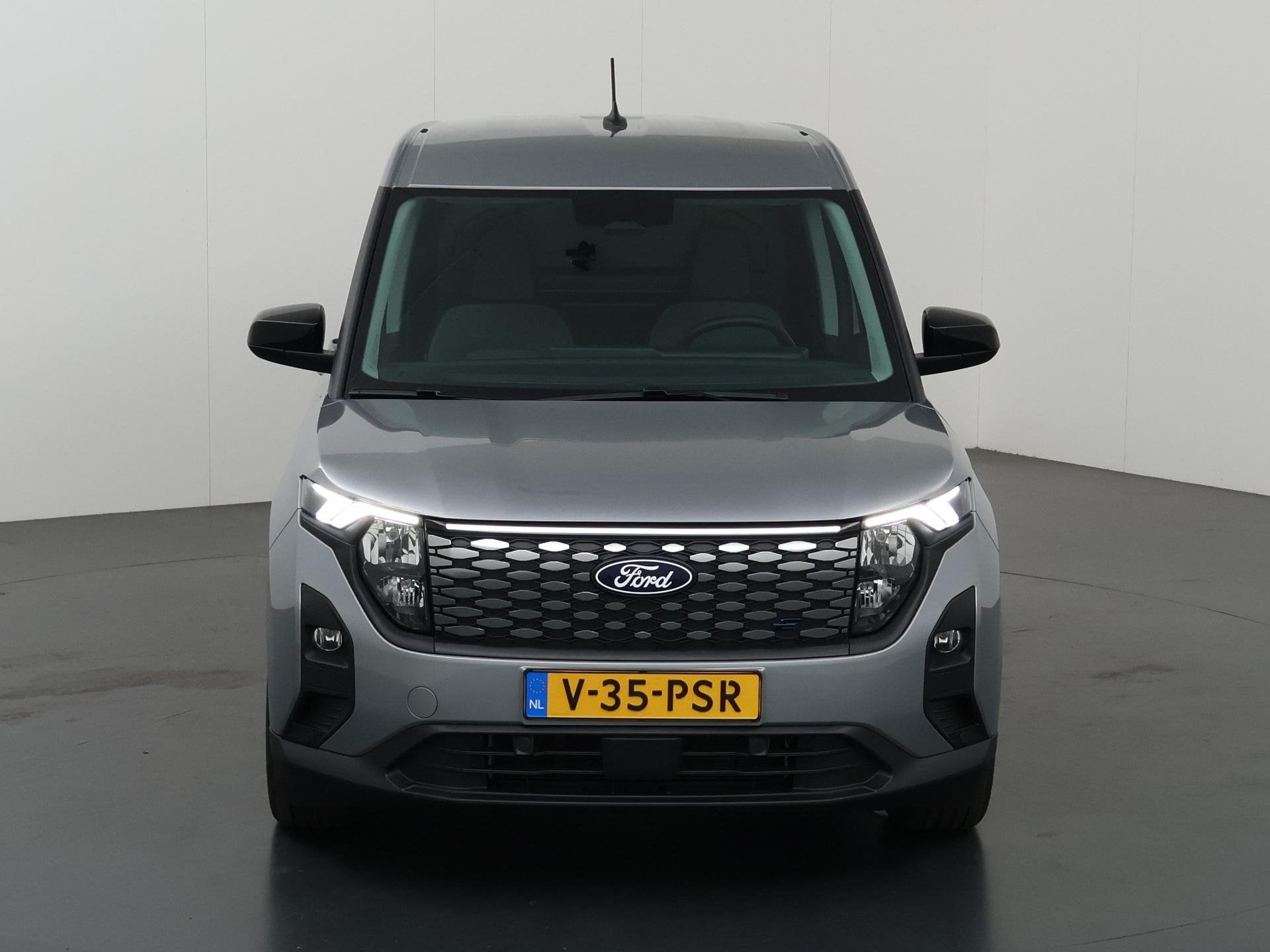 Ford E-Transit Courier Limited 44 kWh | Trekhaak | 300 KM RA, Gebruikt, 44 kWh, 1524 kg, Grijs