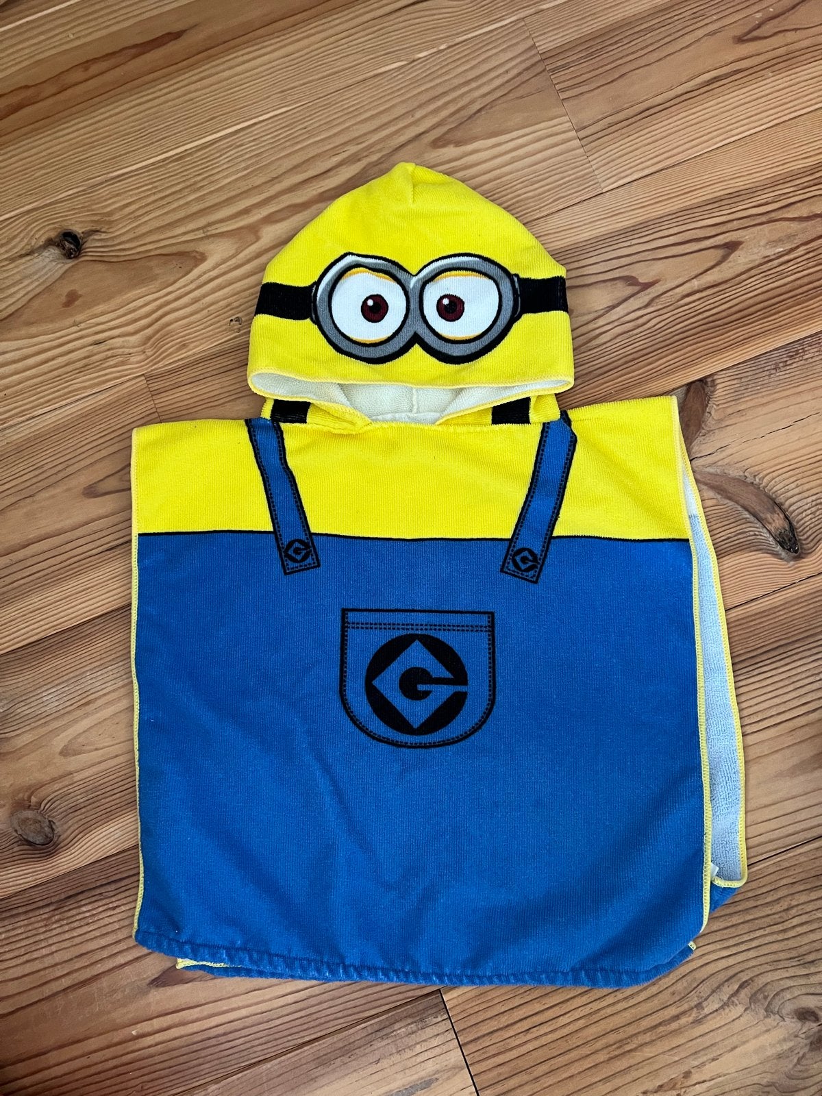 Minions Poncho Handdoek, Ophalen of Verzenden, Zo goed als nieuw, Jongen of Meisje