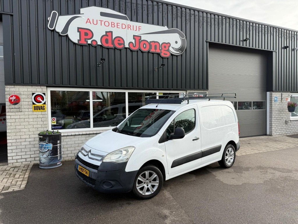 Citroen BERLINGO 1.6 HDI 500 COMFORT Airco - Cruise - Nieuwe, Voorwielaandrijving, Verwarmde buitenspiegels, 4 cilinders, Citroën