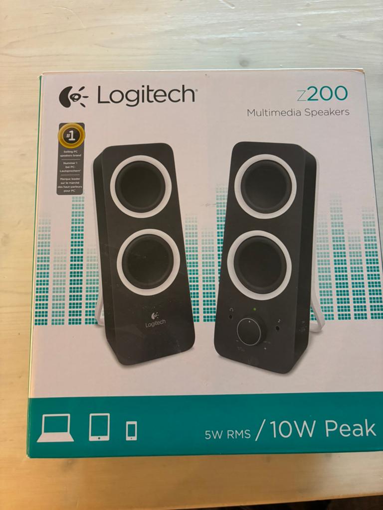 Logitech speakers z200, Computers en Software, Pc speakers, Ophalen, Zo goed als nieuw