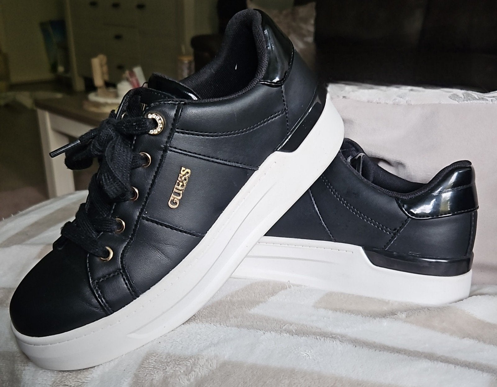 guess sneakers maat 38, Ophalen of Verzenden, Zo goed als nieuw