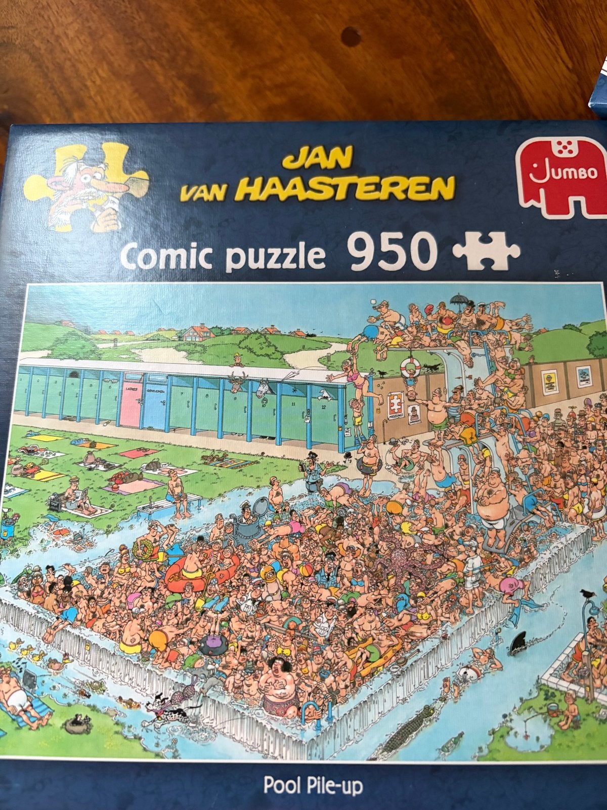 Jan van Haasteren Comic Puzzel 950 stukjes - Pool Pile-up, Ophalen of Verzenden, 500 t/m 1500 stukjes, Zo goed als nieuw, Legpuzzel