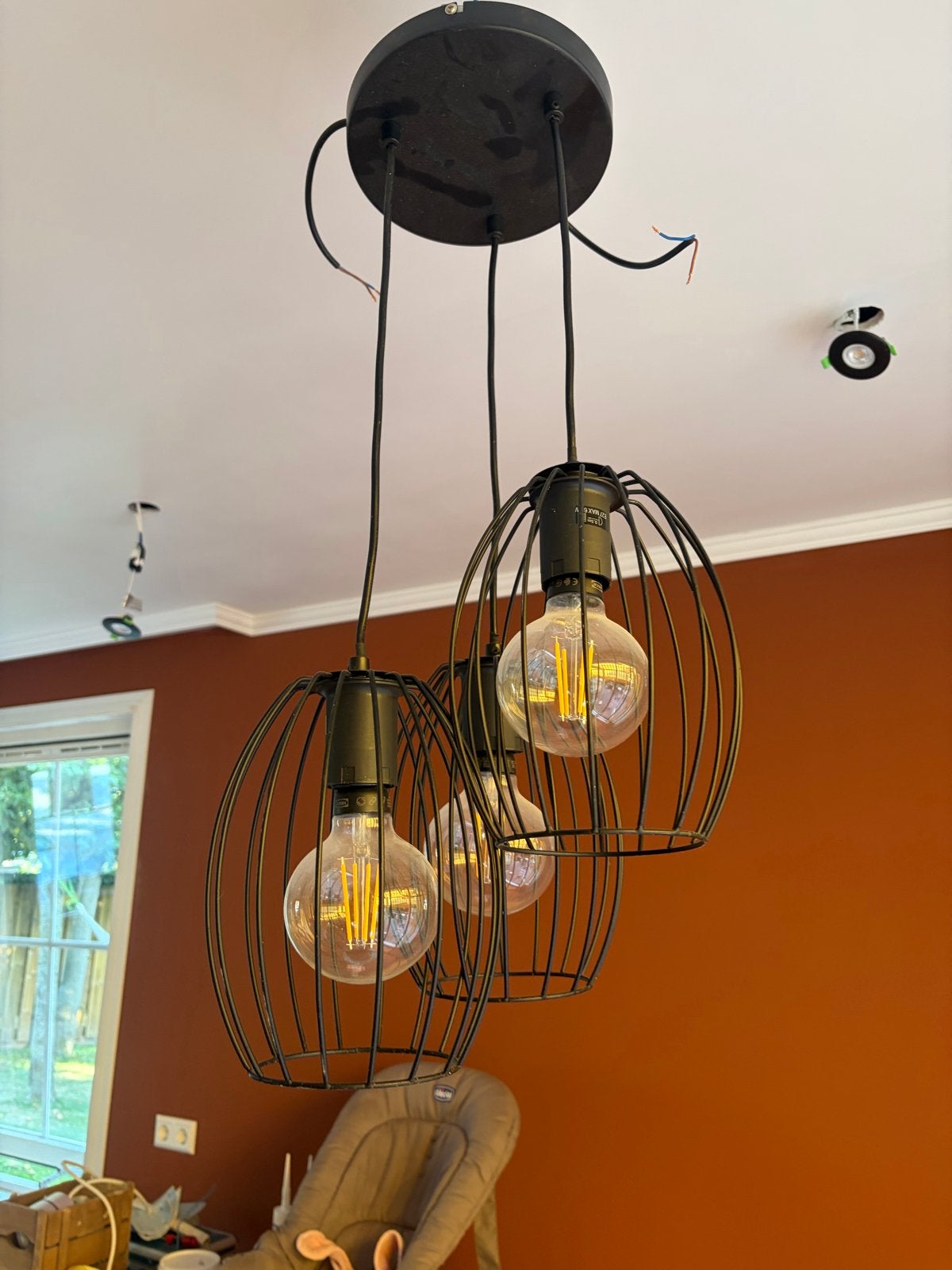 Zwarte hanglamp met 3 kooilampen - Industrieel design, Huis en Inrichting, Ophalen, Gebruikt, Metaal, E27 (groot)