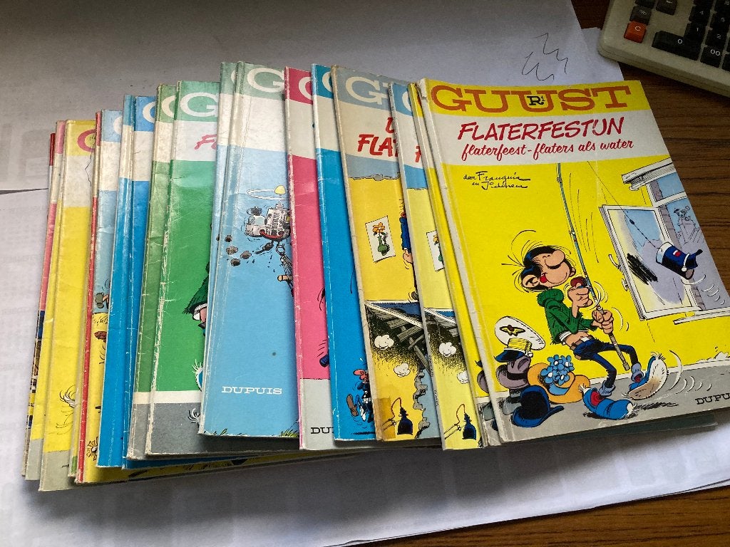 T.K. Nog 13 stripboeken van Guust Flater Zie actuele lijst, Boeken, Stripboeken, Gelezen, Meerdere stripboeken, Ophalen of Verzenden