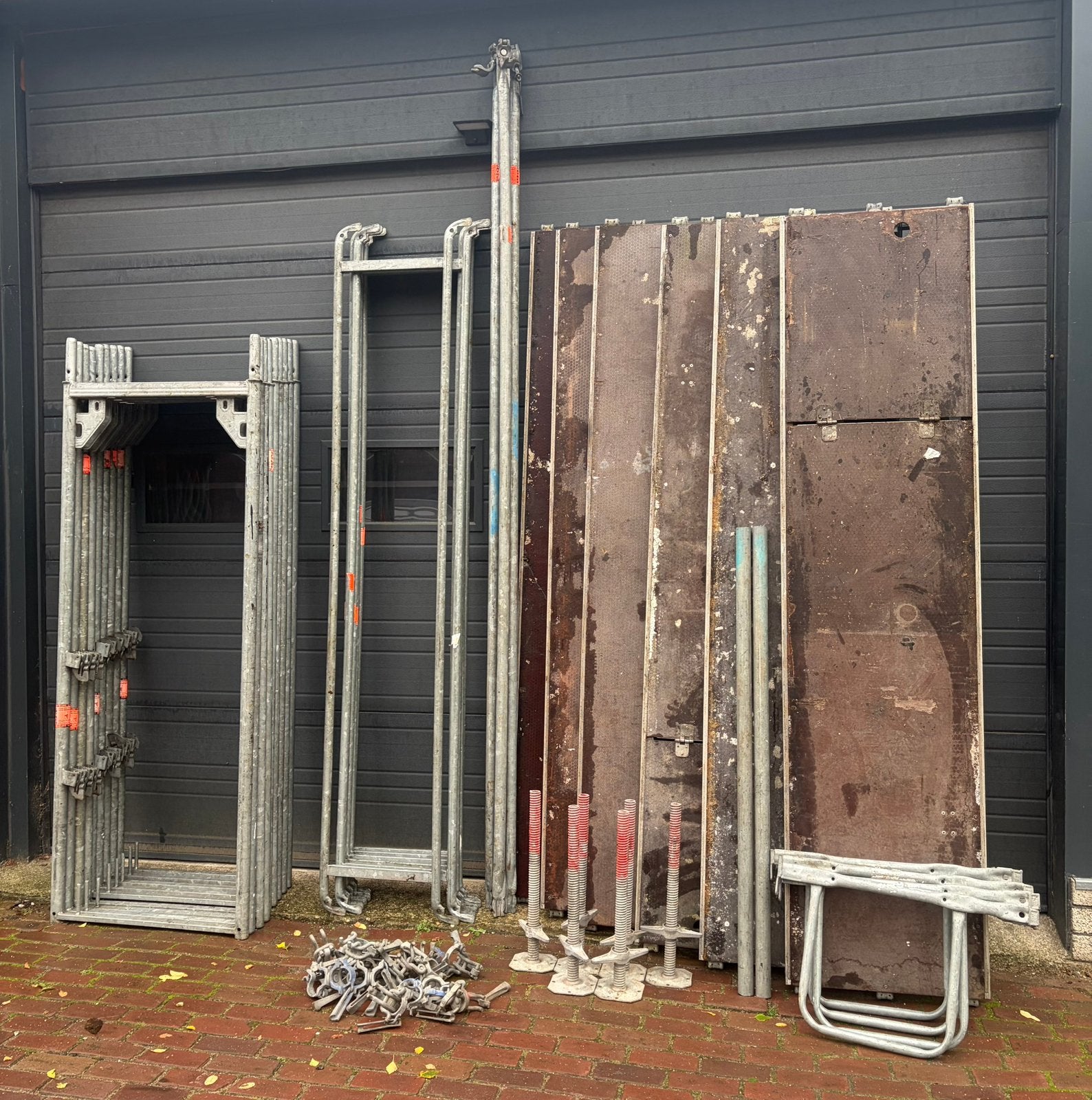 Layher steiger, Doe-het-zelf en Verbouw, Ophalen, Zo goed als nieuw, Overige typen, Minder dan 2 meter