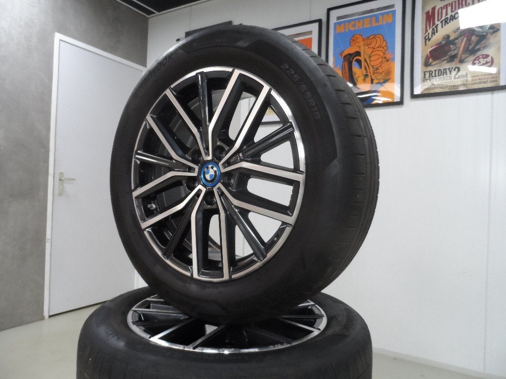 18 inch BMW X1 / iX1 origineel M velgen set met zomerbanden, 18 inch, Gebruikt, Duitsland, Banden en Velgen