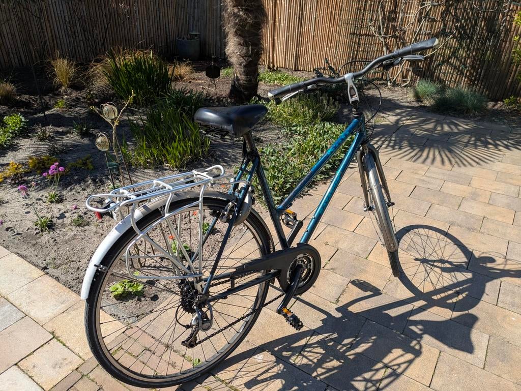 Batavus Apache Hybride fiets - 21 versnellingen, 28 inch, Fietsen en Brommers, Fietsen | Dames | Damesfietsen, Ophalen, Versnellingen