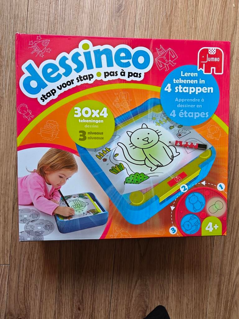 Jumbo Dessineo tekenprojector, Ophalen of Verzenden, Zo goed als nieuw, Knutselen, Met licht