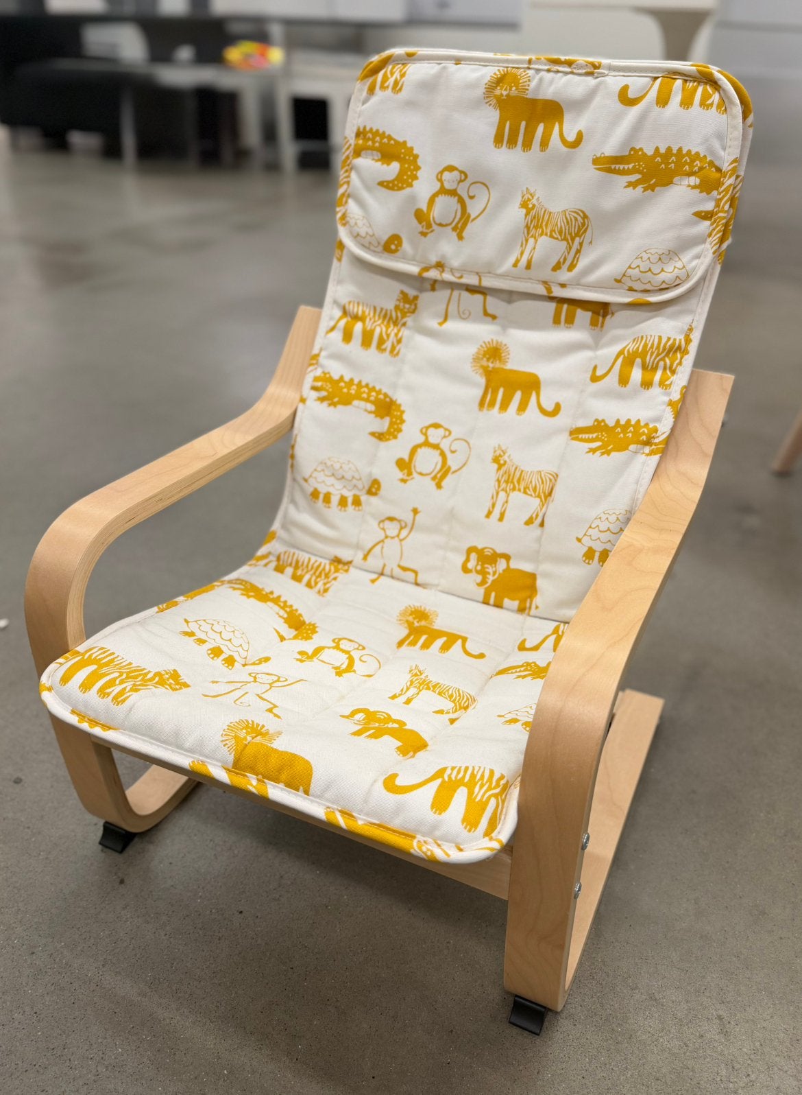 Ikea Poang kinderfauteuil, Kinderen en Baby's, Ophalen, Zo goed als nieuw, Stoel(en)
