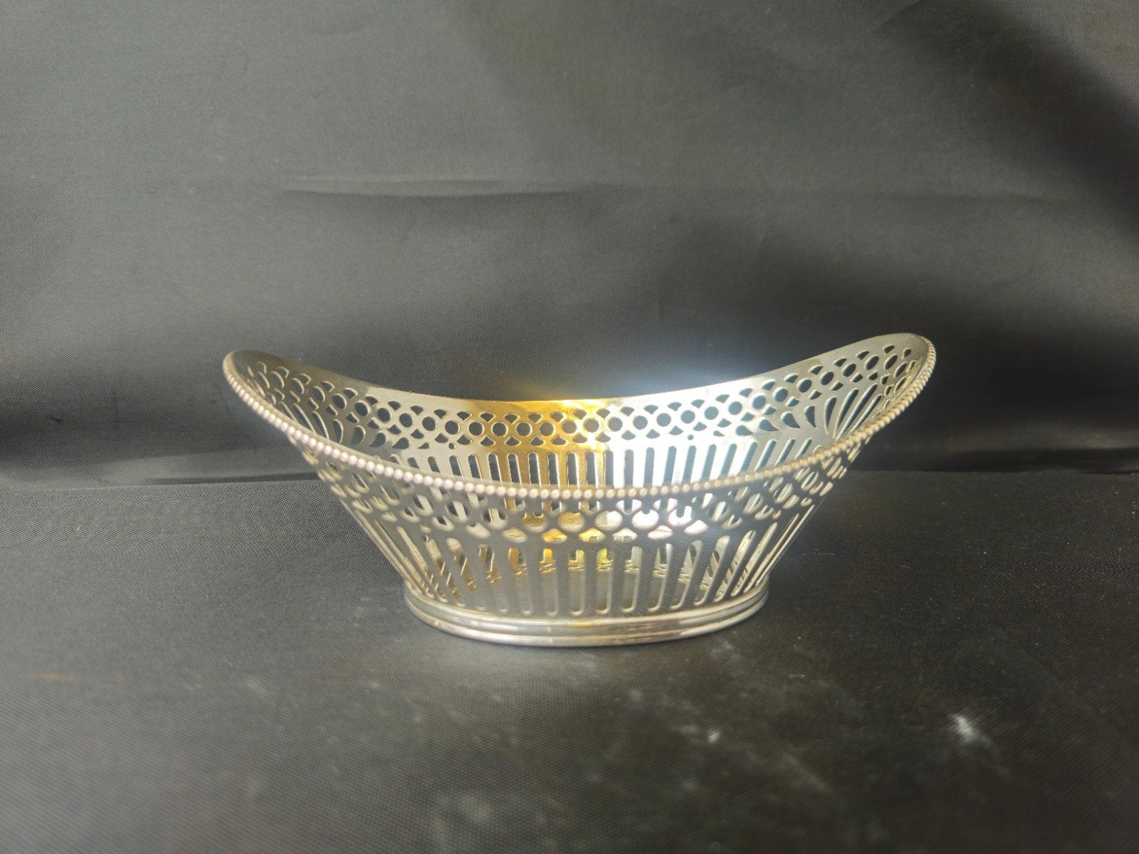 Zilveren bonbonschaltje, Antiek en Kunst, Ophalen of Verzenden, Zilver