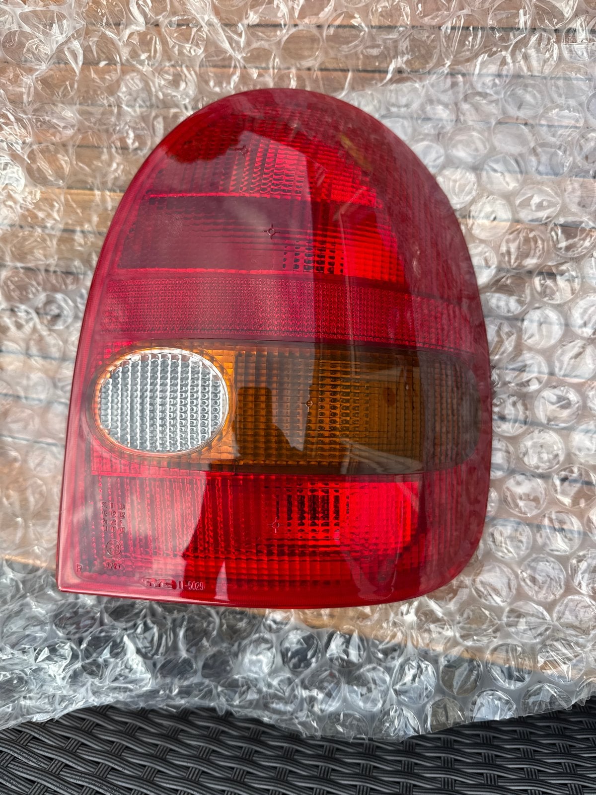 Nieuw rechts achterlicht Opel Corsa B, Auto-onderdelen, Ophalen, Nieuw, Opel
