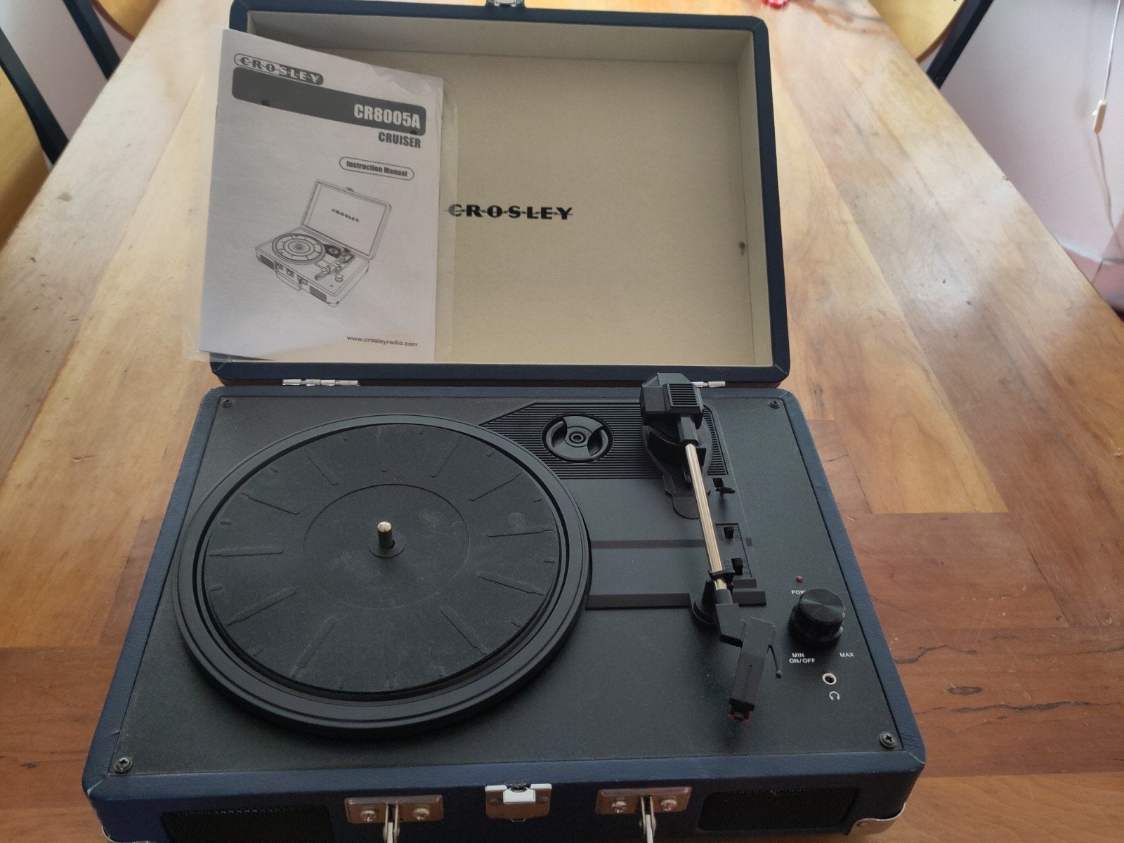 Draagbare Crosley-pick-up in donkerblauwe koffer, Ophalen, Gebruikt, Platenspeler, Overige merken