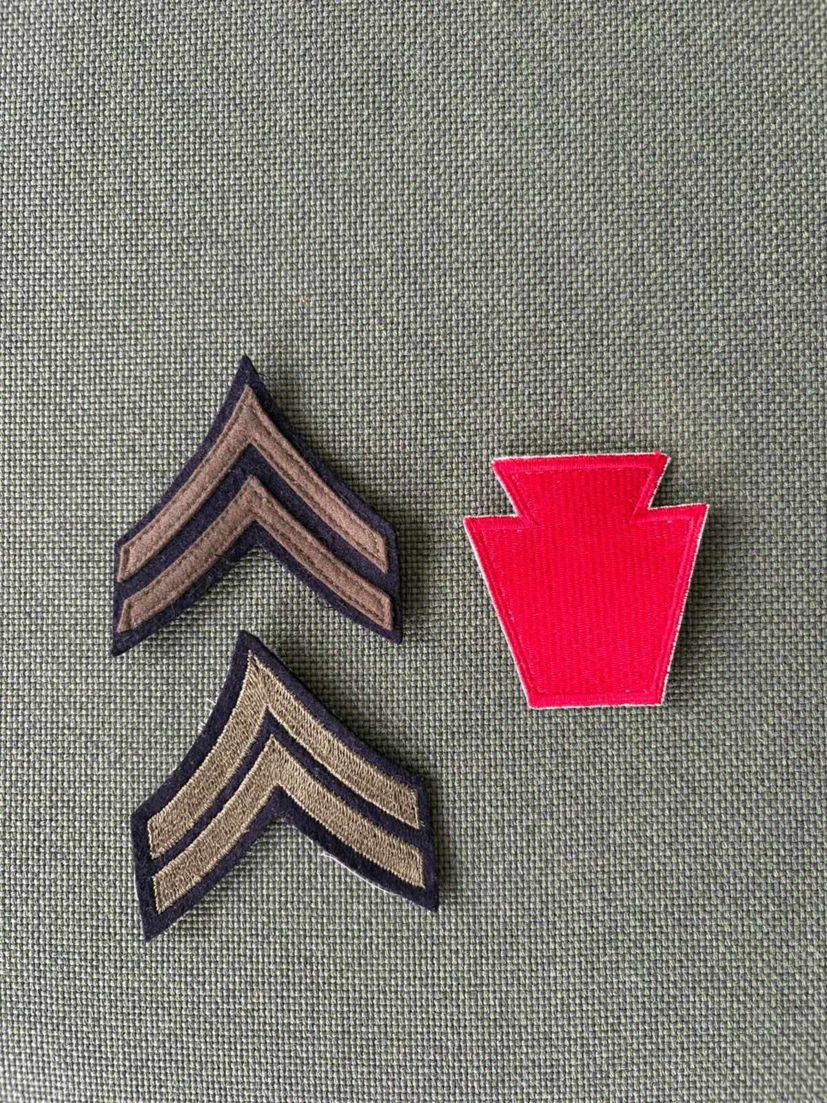 Us ww2 patches lotje 28th infantry divisie, Verzamelen, Ophalen of Verzenden, Landmacht