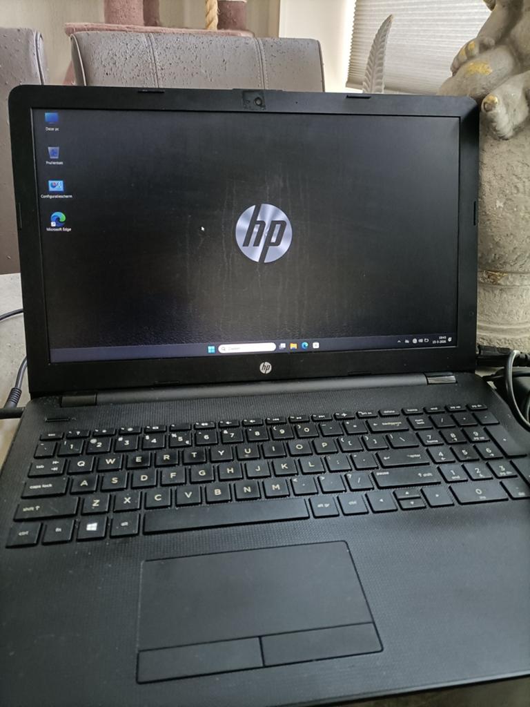 HP Laptop 15-bw0xx met defecte batterij en m.2 SSD, 2 tot 3 Ghz, 8 GB, Ophalen of Verzenden, AMD A10-9620P