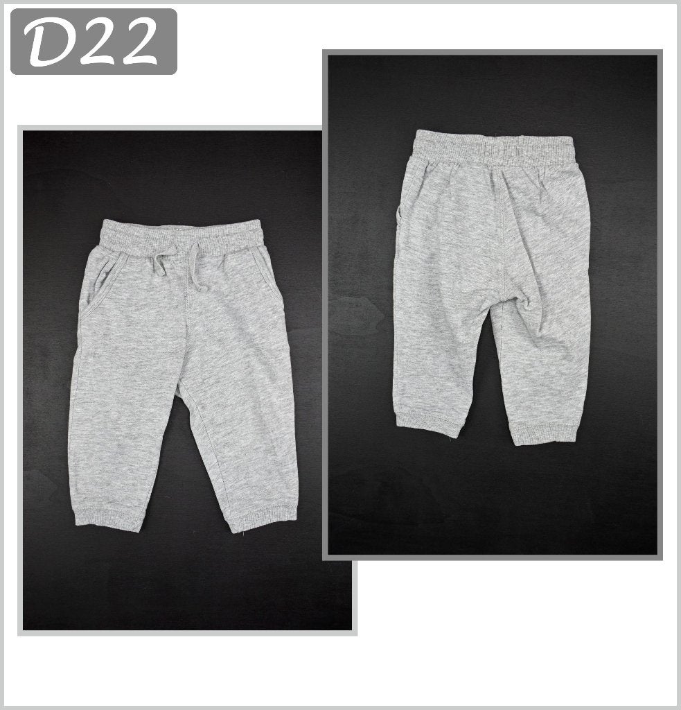 (D22) Maat 80. H&M joggingbroekje, Broekje, Jongetje of Meisje, H&M, Ophalen of Verzenden
