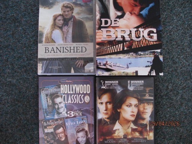01D4: banished - de brug - hollywood classics 4 - holocaust, Engels, Nederlands, Overige genres, Ophalen of Verzenden