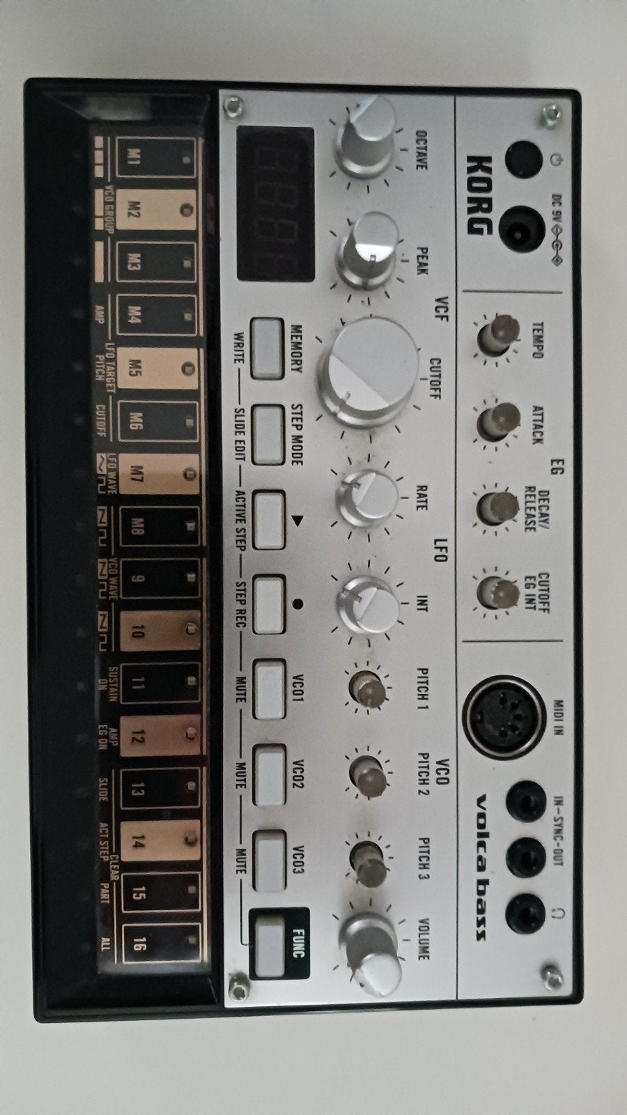 Korg Volca Bass Analoge Bas Synthesizer, Ophalen, Zo goed als nieuw, Korg, Met midi-aansluiting