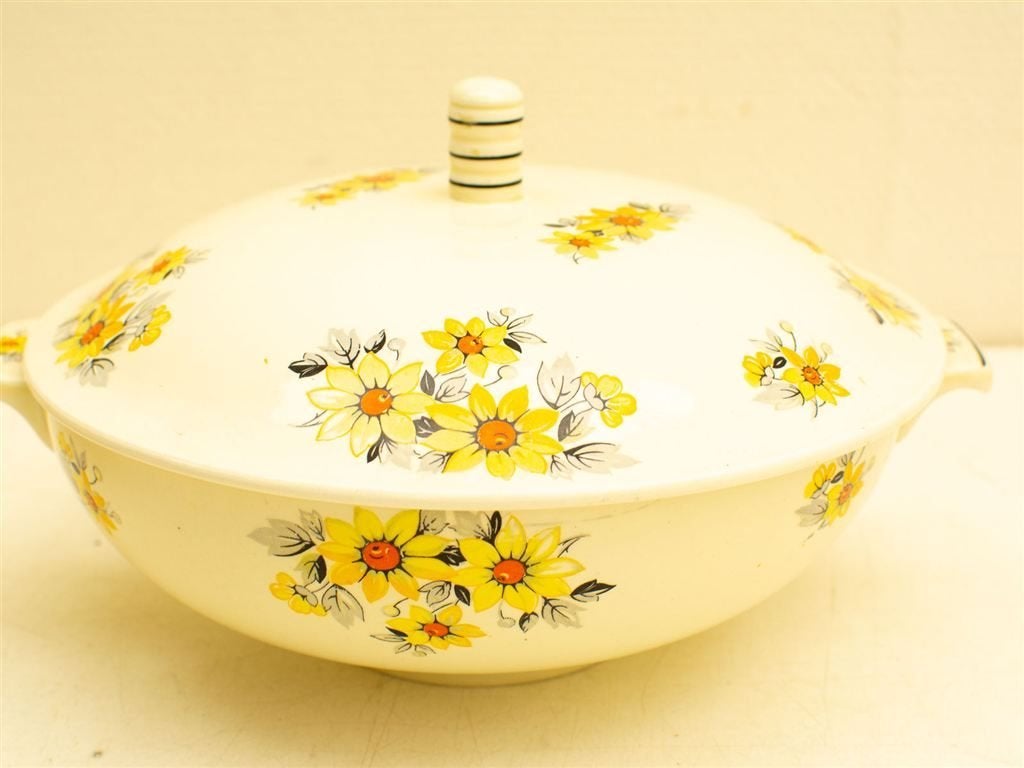 2 societe geramiqeu afdekschalen 31687, Gebruikt, Ophalen of Verzenden, Bord(en), Wedgwood