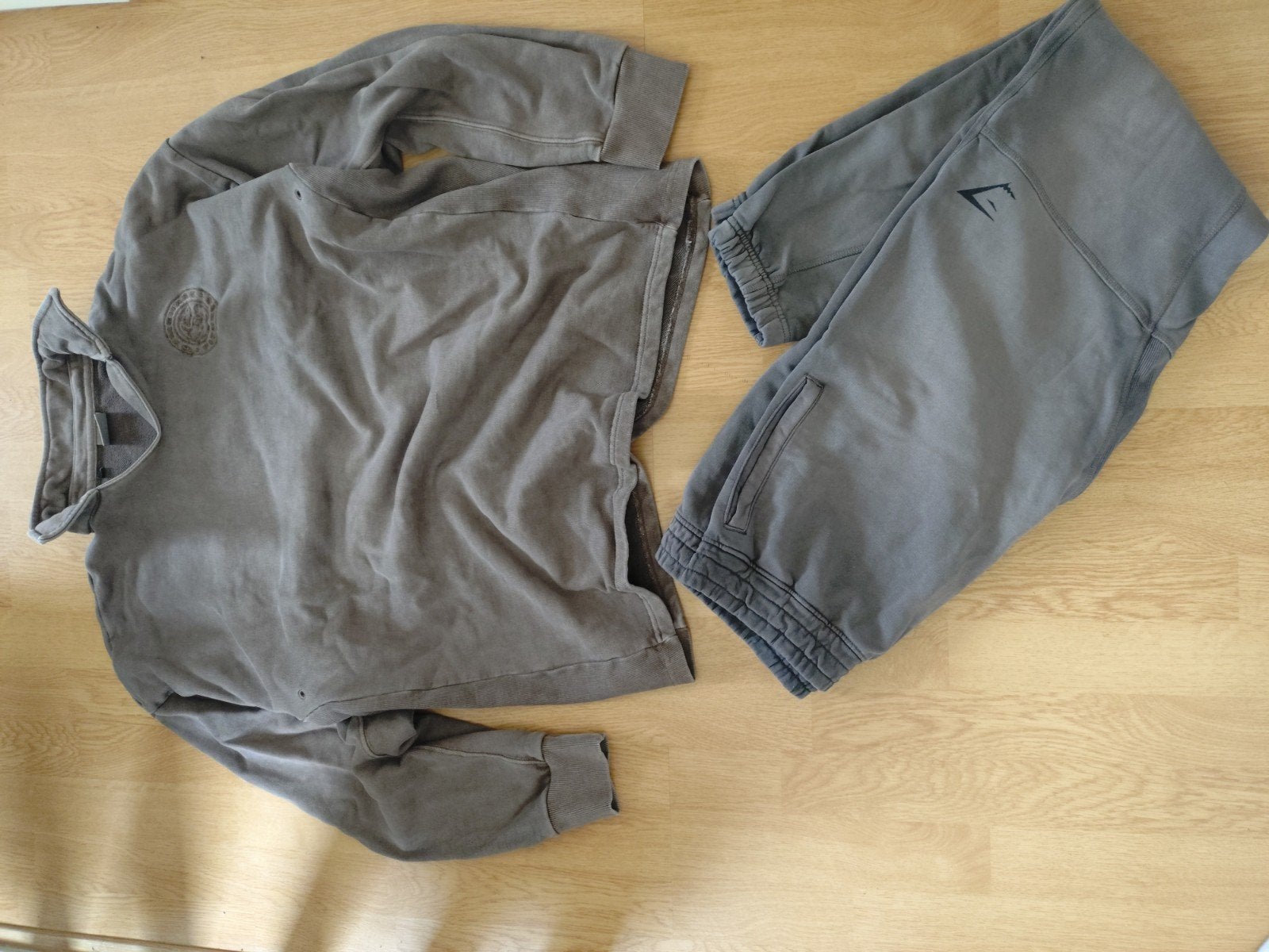 Gymshark trainingspak - oversized trui S, broek M, Ophalen of Verzenden, Gedragen, Grijs