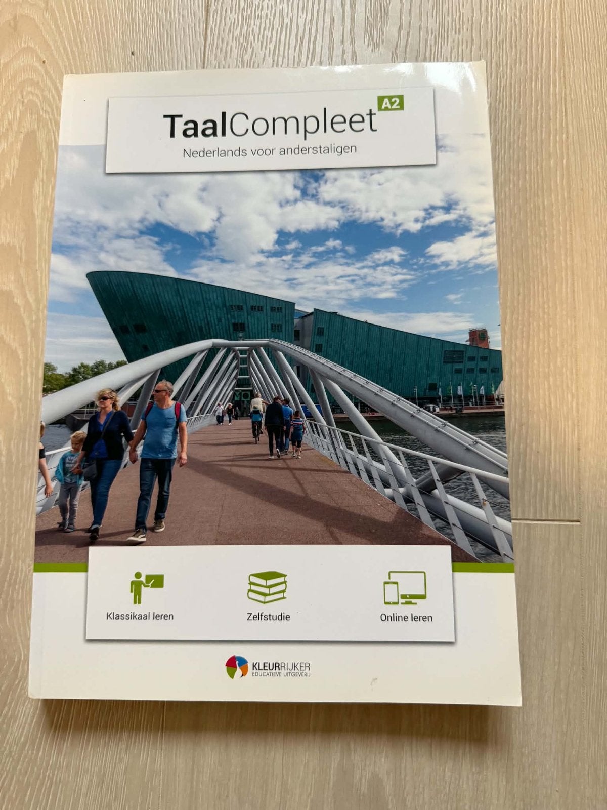 TaalCompleet A2 - Nederlands voor anderstaligen, Boeken, Ophalen of Verzenden, Zo goed als nieuw, Non-fictie