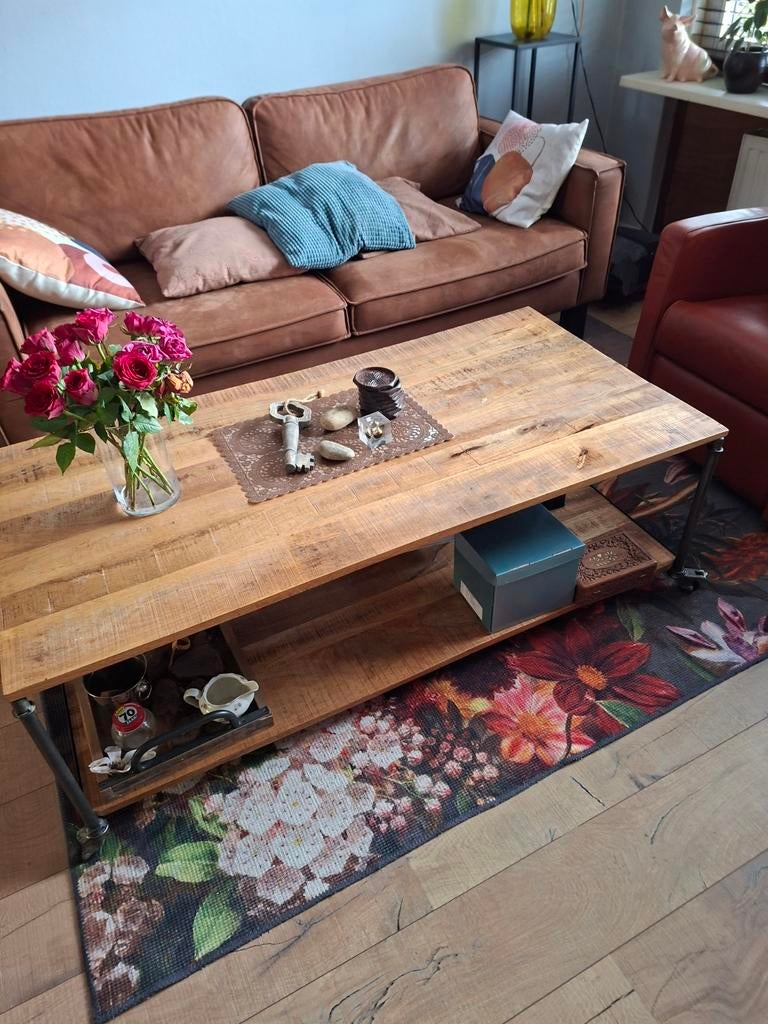 Mooie mango houten tafel, 100 tot 150 cm, Zo goed als nieuw, Minder dan 50 cm, Rechthoekig
