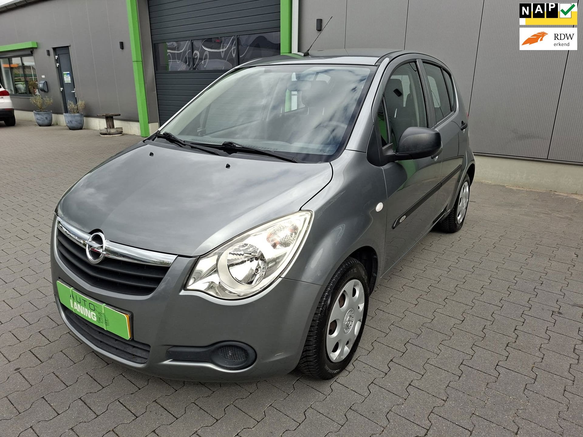 Opel Agila 1.0 Edition Nette auto Hoge instap/zit Trekhaak 5, Euro 5, Stof, Gebruikt, 31 €/maand