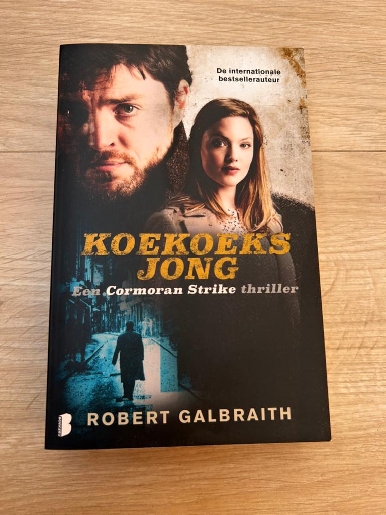 Robert Galbraith - Koekoeksjong, Ophalen of Verzenden, Zo goed als nieuw, Robert Galbraith