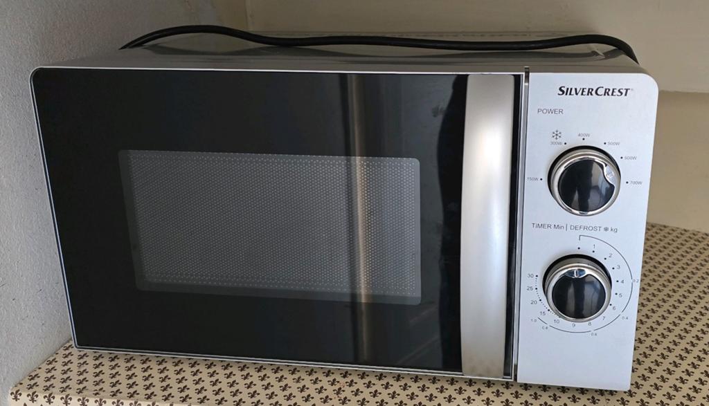 Magnetron, Witgoed en Apparatuur, Ophalen, Zo goed als nieuw