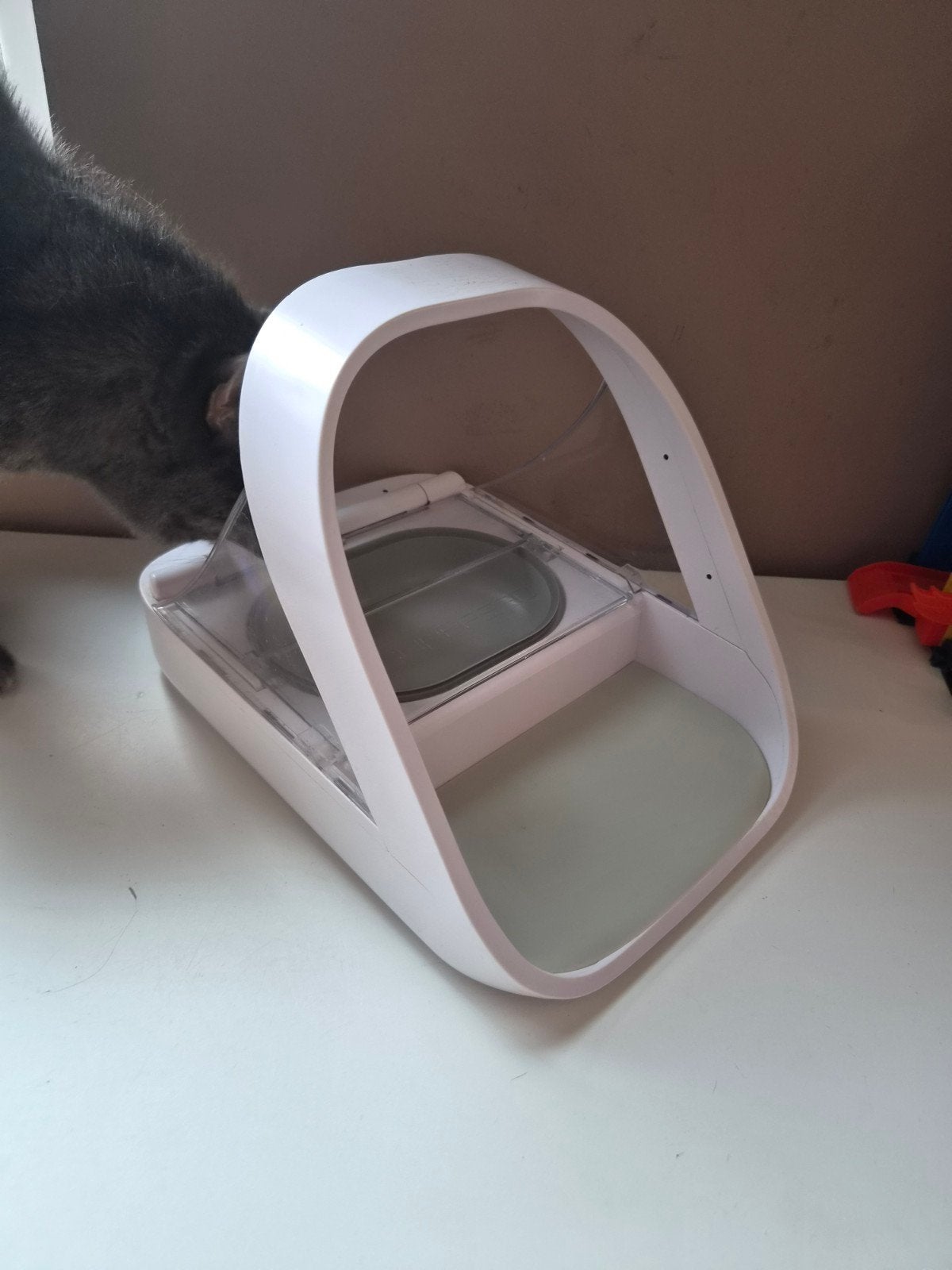 Surefeed automatische voerbak, Dieren en Toebehoren, Overige Dieren-accessoires, Gebruikt, Ophalen of Verzenden