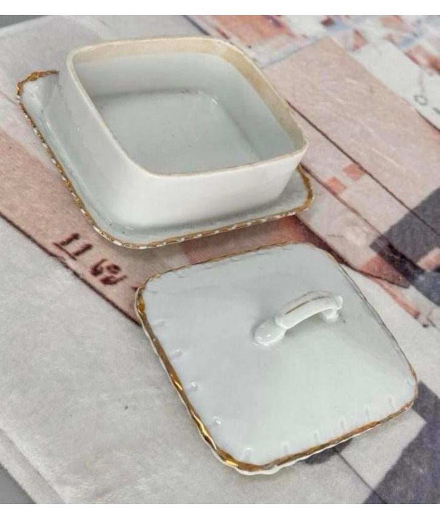 Botervloot Victoria CzechoSlovakian Bone China Butter-dish, Ophalen of Verzenden