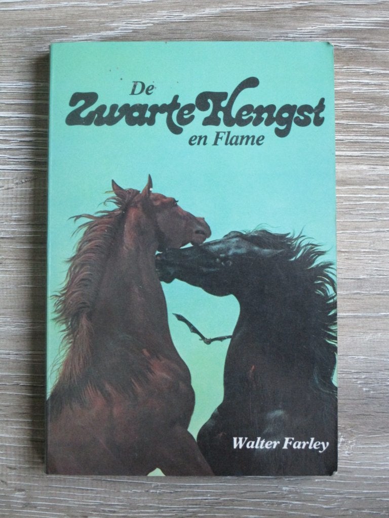 De zwarte hengst en flame - Walter Farley, Boeken, Ophalen of Verzenden, Gelezen, Fictie algemeen
