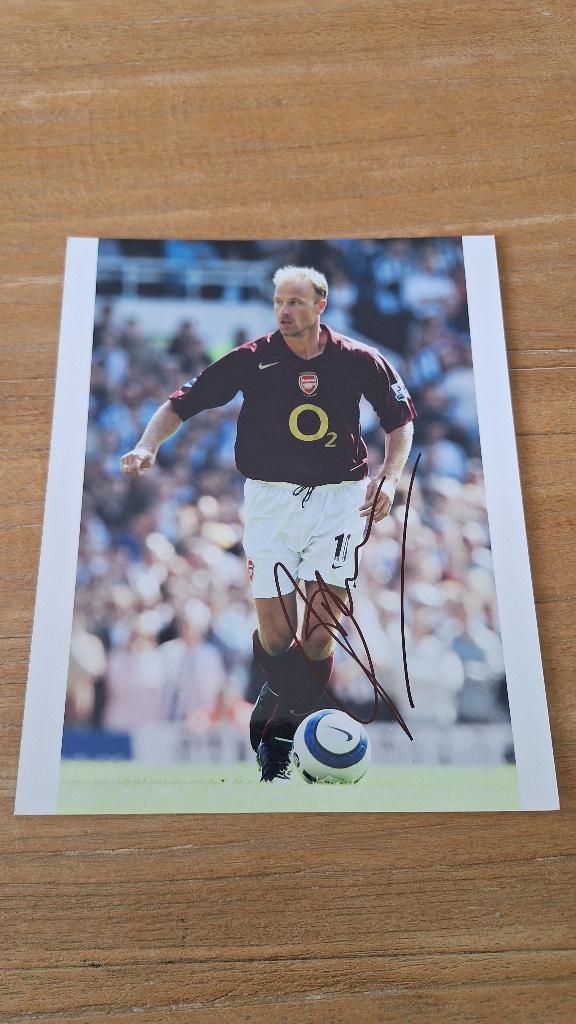 Foto 20x25 cm met handtekening; Dennis Bergkamp # Arsenal, Ophalen of Verzenden, Nieuw, Buitenlandse clubs, Overige typen