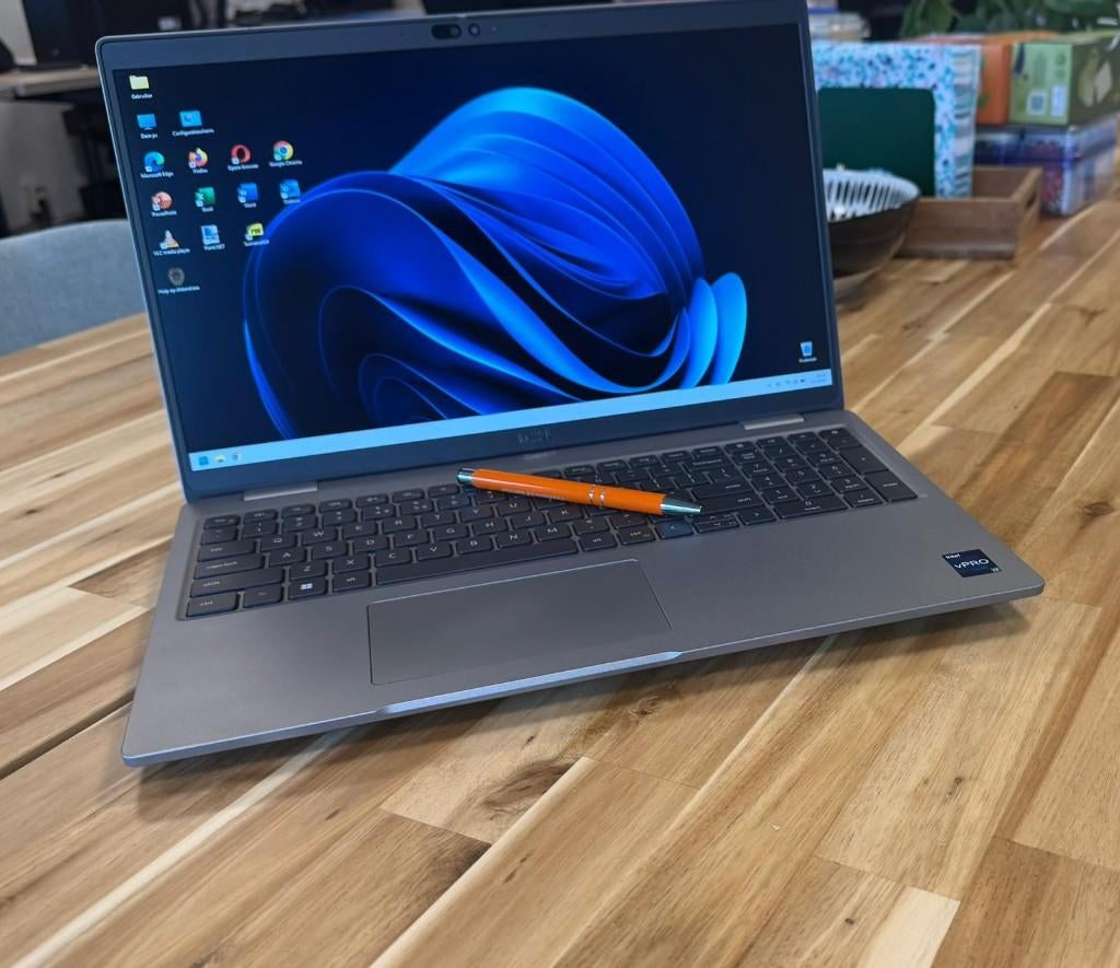 dell latitude 5540 | i7| 64GB | 1TB |, Computers en Software, Windows Laptops, Zo goed als nieuw, SSD, 4 Ghz of meer, 64 GB of meer