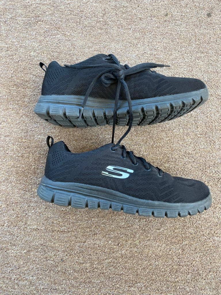 Skechers zwart wide fit maat 38, Ophalen of Verzenden, Zo goed als nieuw, Zwart, Sneakers of Gympen