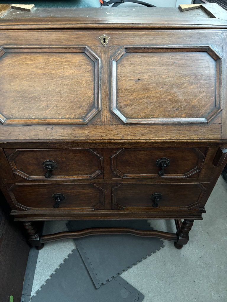Antieke secretaire met stoel, Ophalen, Gebruikt