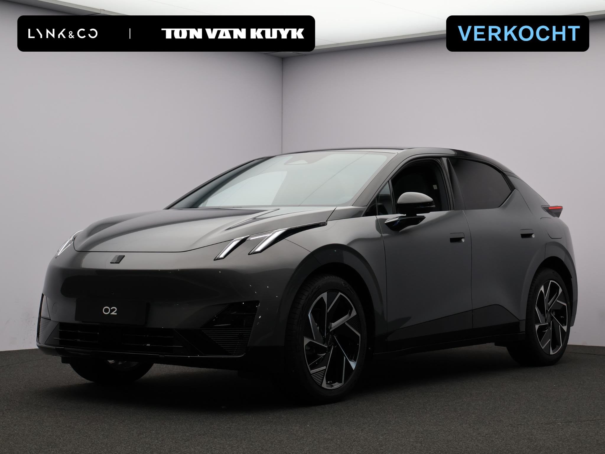 Lynk & Co 02 More 66 kWh Pano | Stuurverwarming | 360 camera