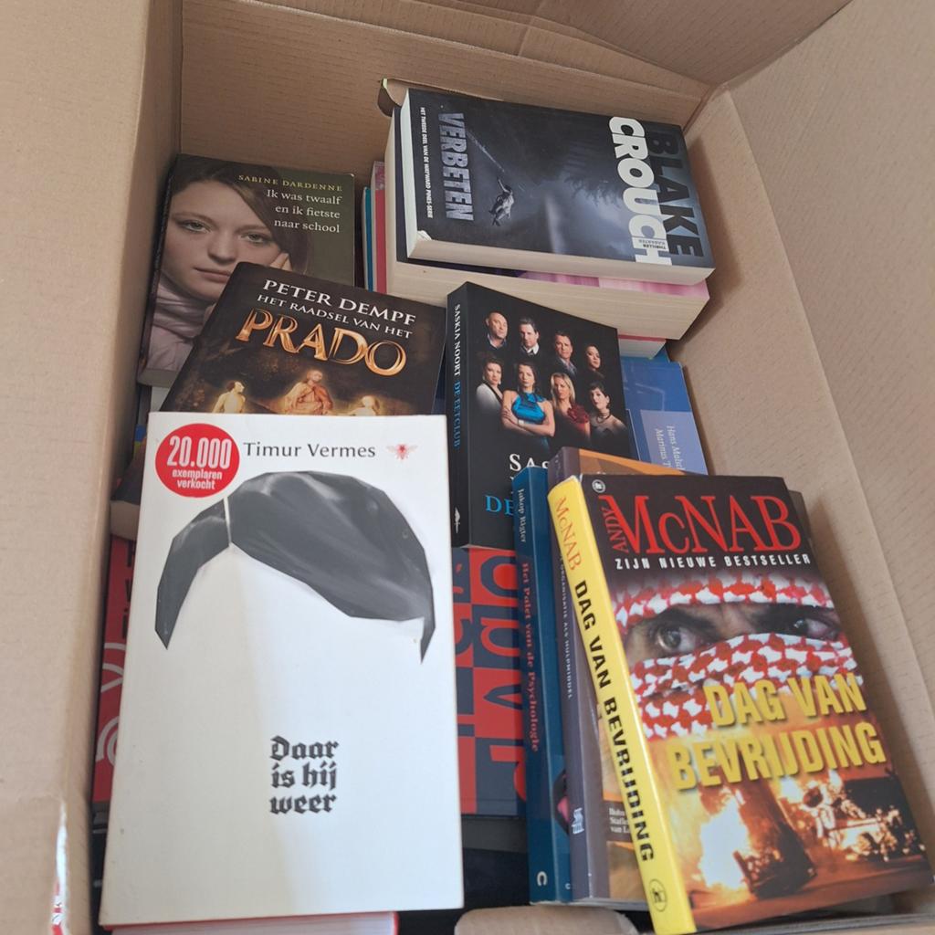 Doos vol diverse boeken - ca. 40 stuks, Ophalen, Gelezen, Verschillende onderwerpen