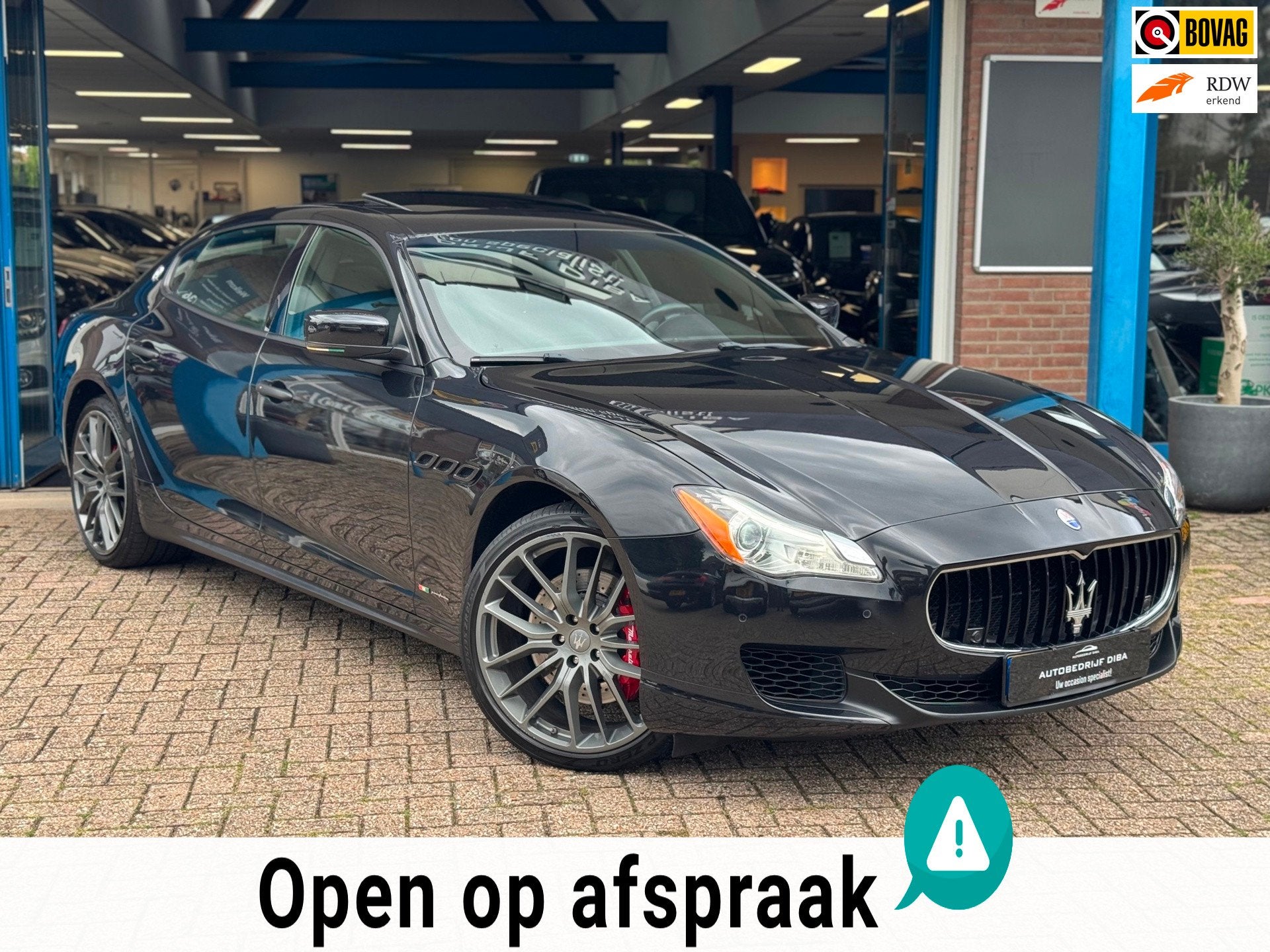 Maserati Quattroporte 3.0 S Q4 AUT 2013 Zwart Dak LEDER NAP!, Auto's, Automaat, Gebruikt, Zwart, Vierwielaandrijving