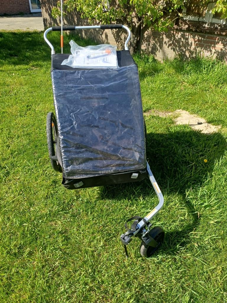 Thule coaster xt fietskar met steekas, Fietsen en Brommers, Fietsaccessoires | Aanhangers en Karren, Ophalen, Zo goed als nieuw