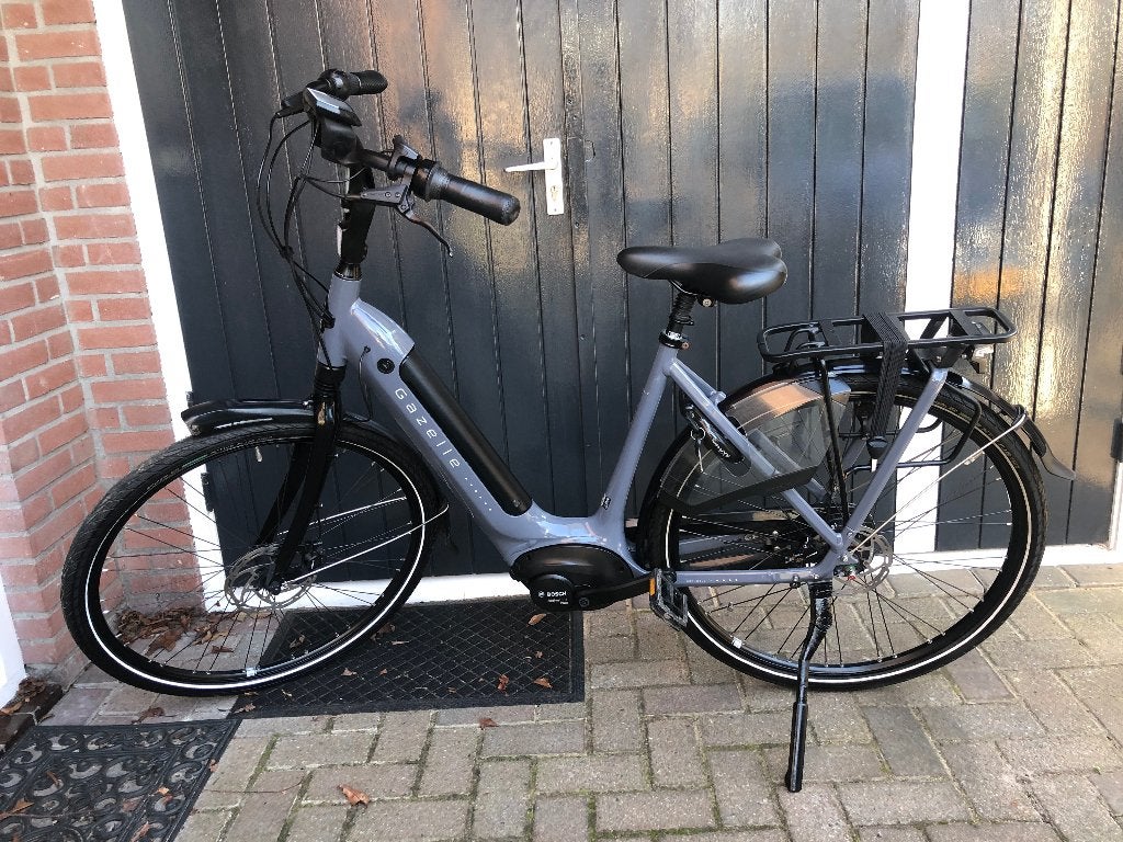 Gazelle Grenoble C8    (als nieuw)    1980 km, Fietsen en Brommers, Elektrische fietsen, Ophalen, Zo goed als nieuw, 51 tot 55 cm