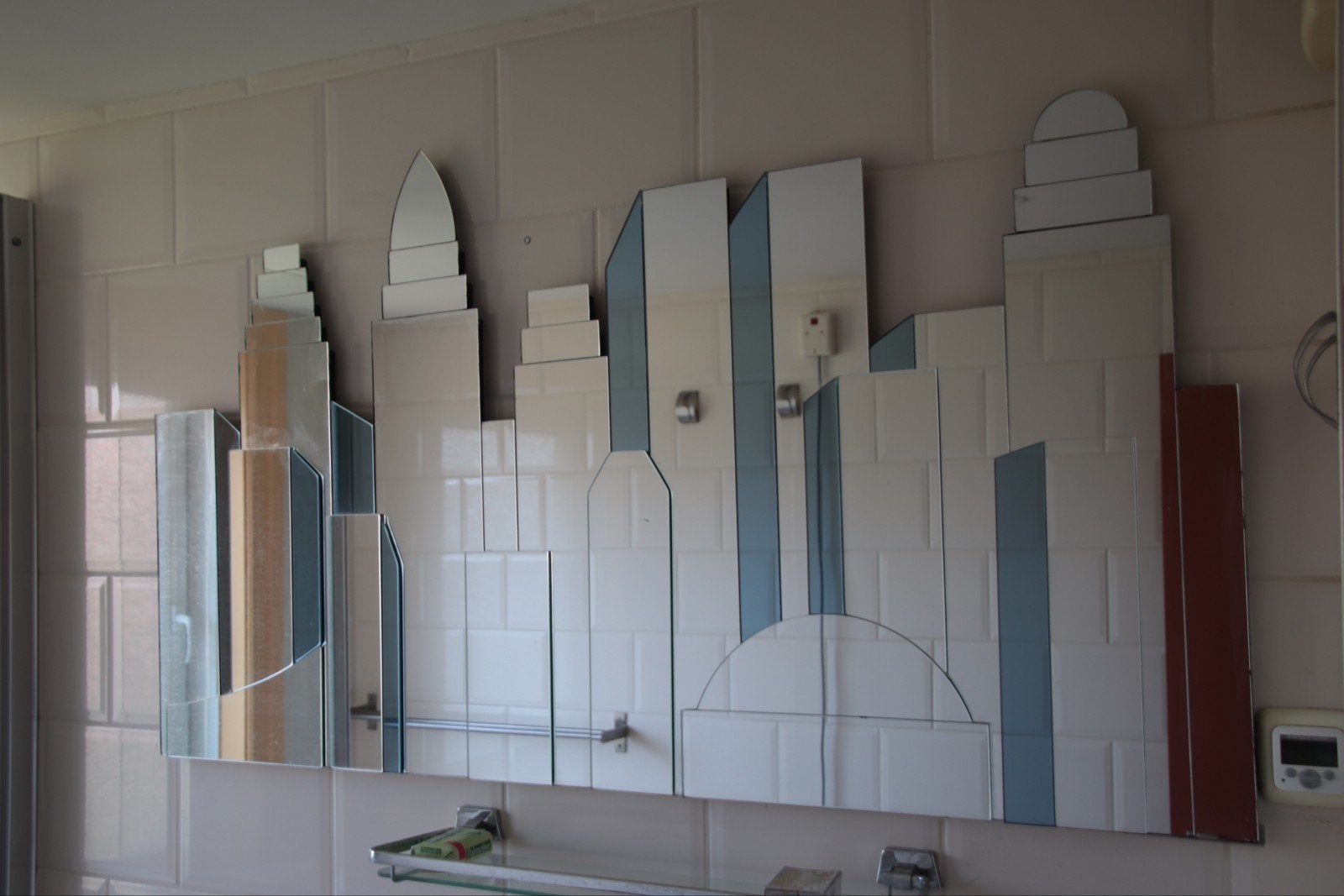 Unieke spiegel in skyline-design, 130x72 cm, Ophalen, Gebruikt, 125 cm of meer, Minder dan 100 cm
