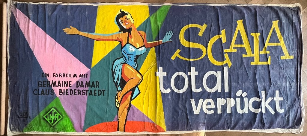 Geschilderde Bioscoop Reclame Scala total verrückt 1958, Ophalen of Verzenden, Gebruikt, Film, Overige typen