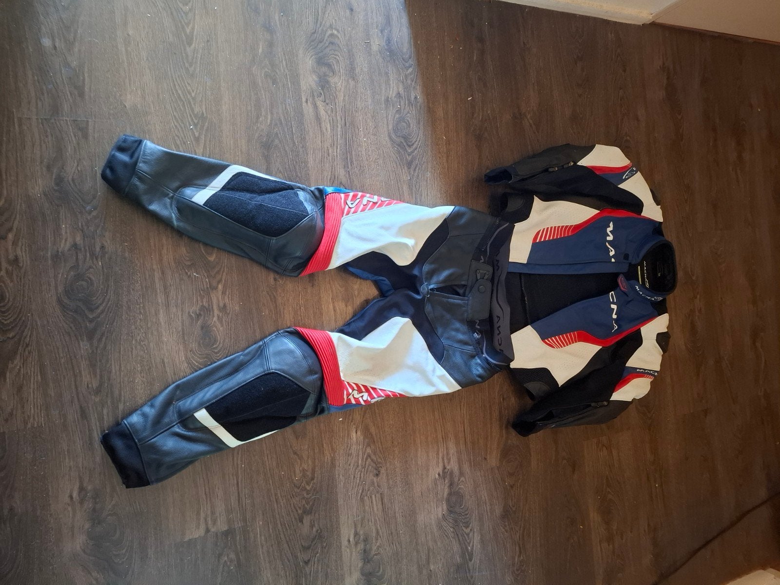 Macna motorpak (jas en broek) - Leer en textiel, Motoren, Ophalen of Verzenden, Heren, Combipak, Tweedehands
